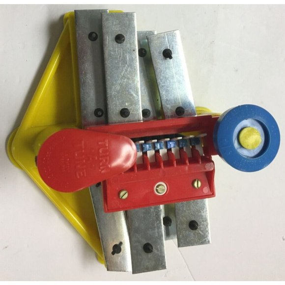 Turn a Tune with 8 Discs of Classic Children's Songs VINTAGE 1958 Made in USA - Picture 2 of 7